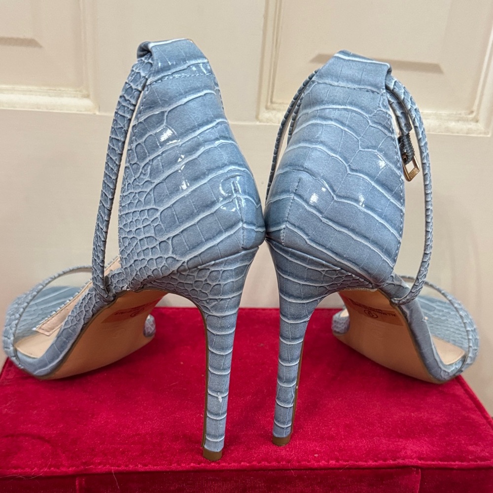 Lulu's Light Blue Croc-Texture Heels - Picture 9 of 9